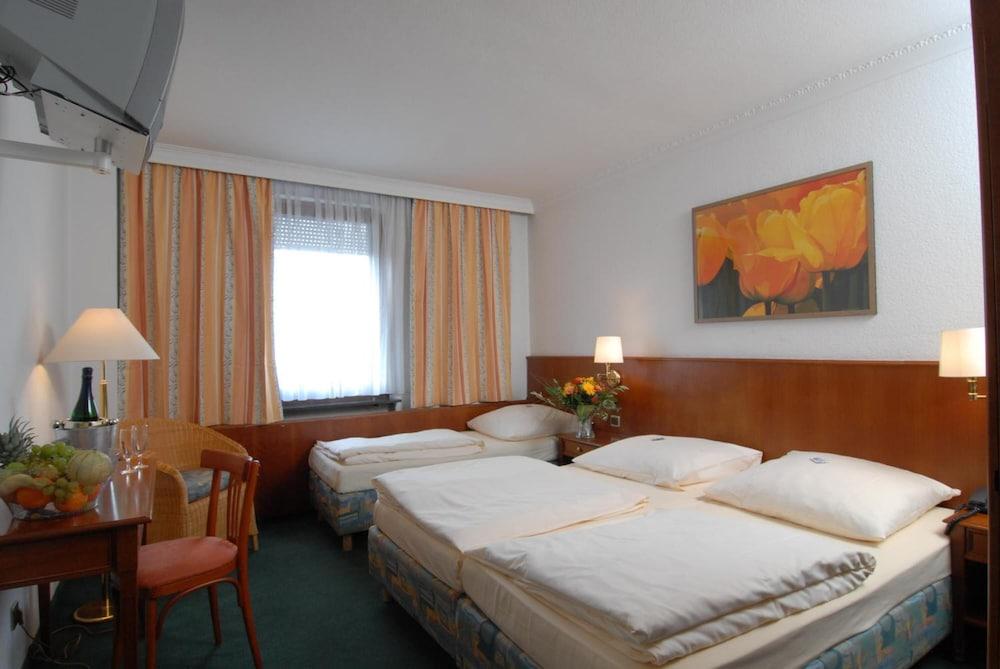 Hotel Amba München Kültér fotó