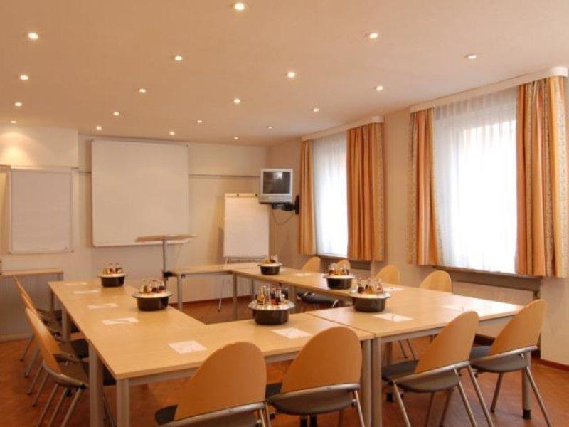 Hotel Amba München Kültér fotó